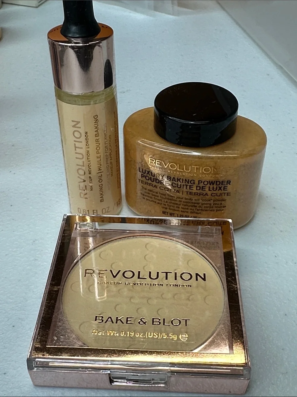 Revolution Bake & Blot Powder and Baking Set in Gold all new/sealed & full size